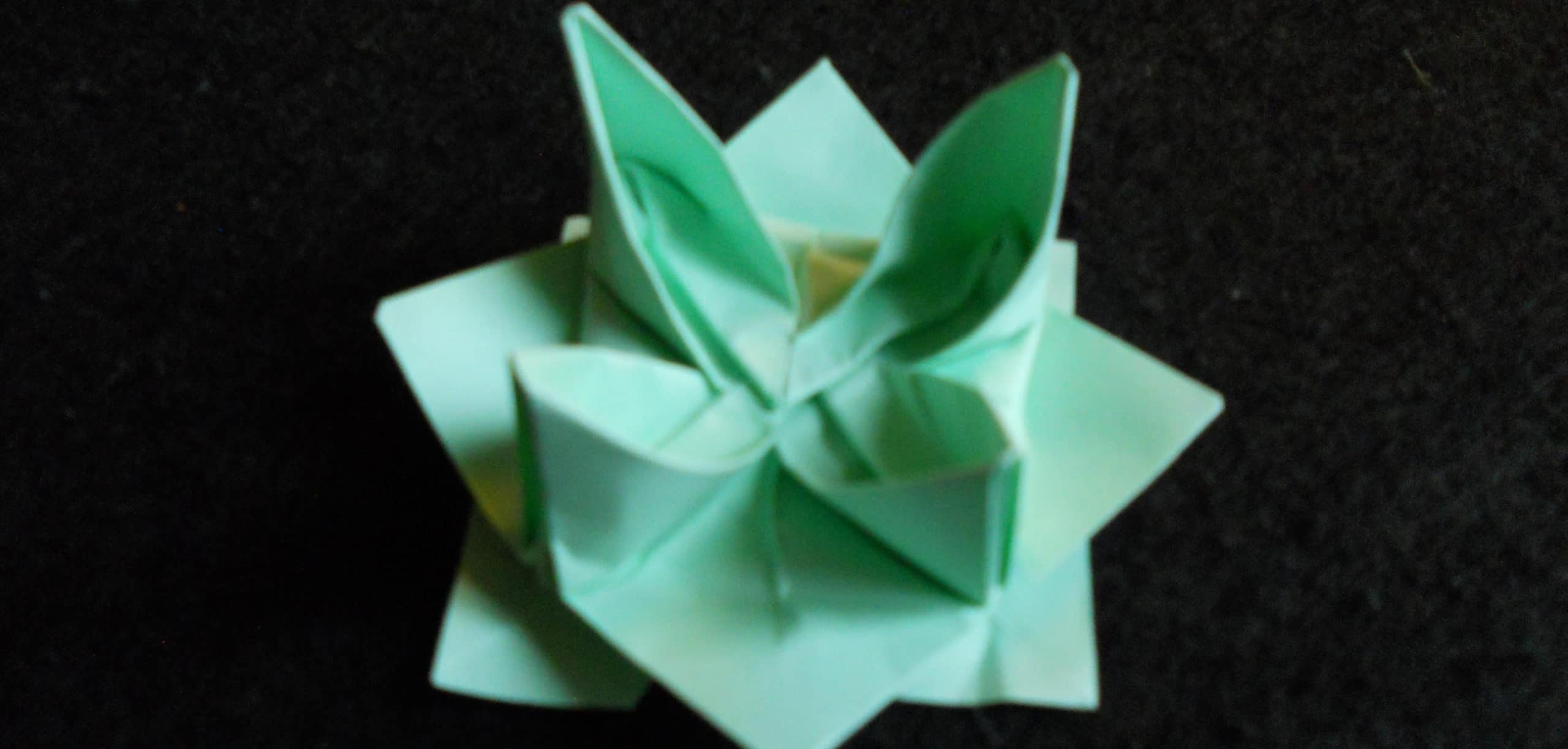 flor de loto de papel